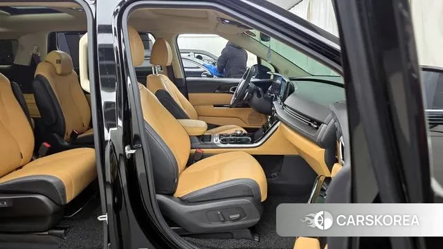 Kia Carnival 4th generation 2022 Черный из Кореи, фото 2