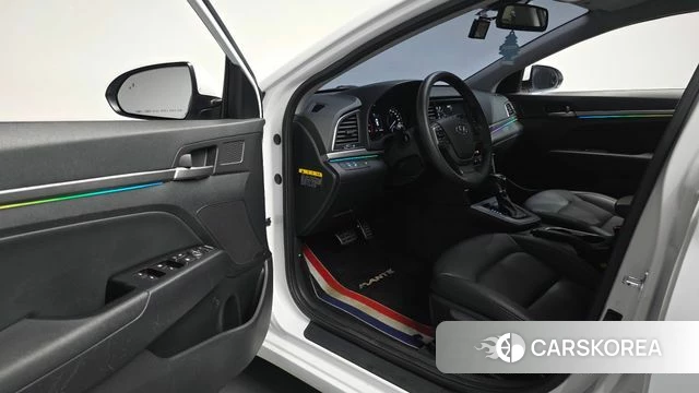 Hyundai Avante AD 2018 Белый из Кореи, фото 2