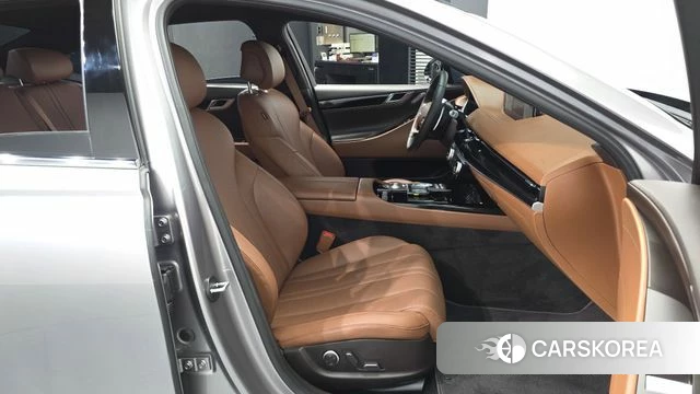 Genesis G80 (RG3) 2022 Серебристо-серый из Кореи, фото 2