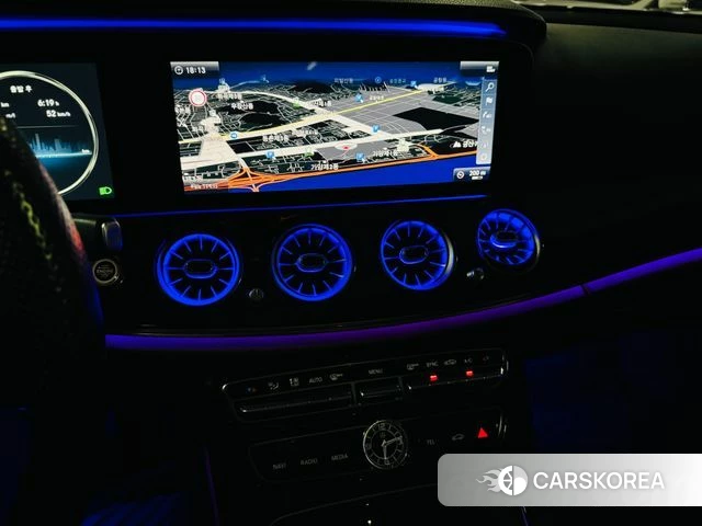 Mercedes-Benz E-Class W213 2018 Черный из Кореи, фото 2
