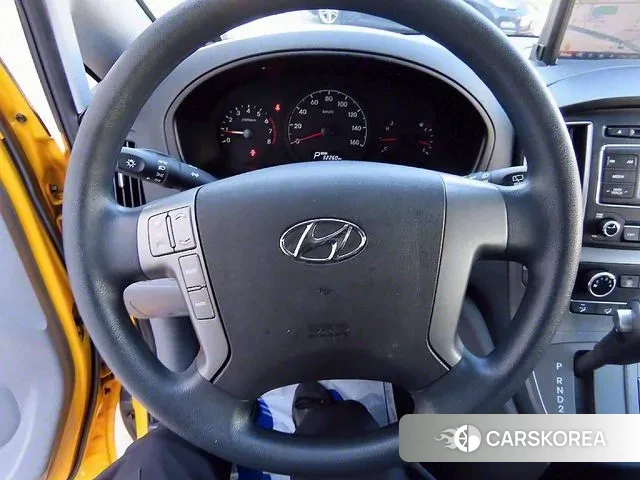 Hyundai The New Grand Starex 2019 Желтый из Кореи, фото 2