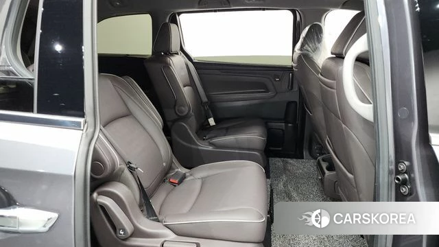Honda Odyssey 2022 Серый из Кореи, фото 2