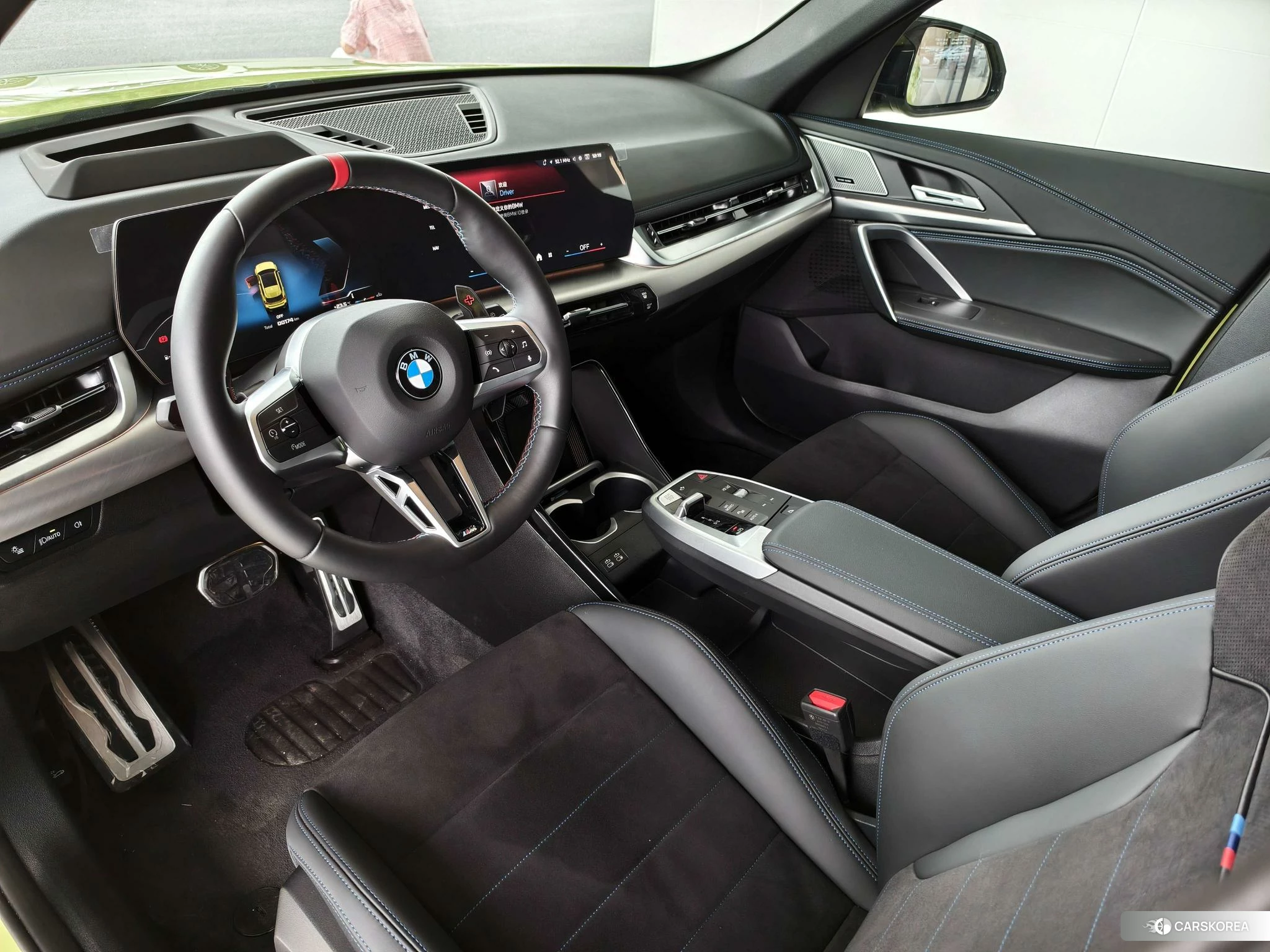 BMW X1 2025 Желтый из Китая, фото 2