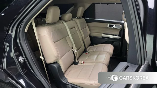 Ford Explorer 6th Generation 2020 Черный из Кореи, фото 2