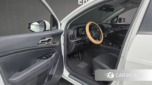 Kia Sportage 5th Generation 2024 Белый из Кореи, фото 2