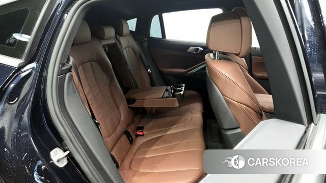 BMW X6 (G06) 2021 Черный из Кореи, фото 2