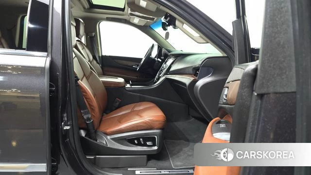 Cadillac Escalade 2018 Серый из Кореи, фото 2