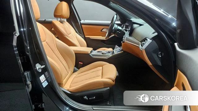 BMW 3 Series (G20) 2023 Черный из Кореи, фото 2