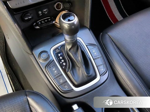 Hyundai Kona 2018 Белый из Кореи, фото 2