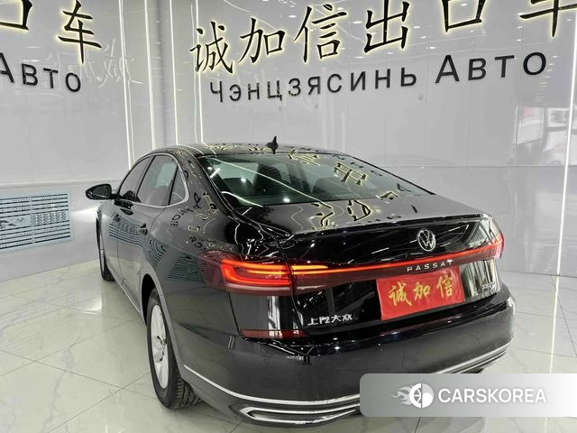 Volkswagen Passat 2022 Черный из Китая, фото 2
