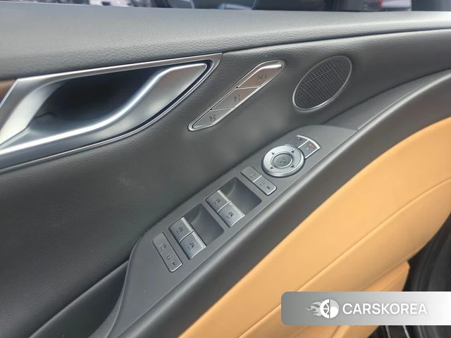 Genesis G80 (RG3) 2021 Черный из Кореи, фото 2