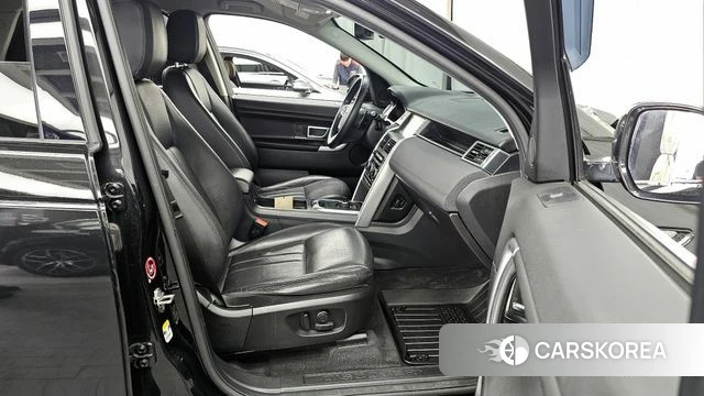 Land Rover Discovery Sports 2019 Черный из Кореи, фото 2