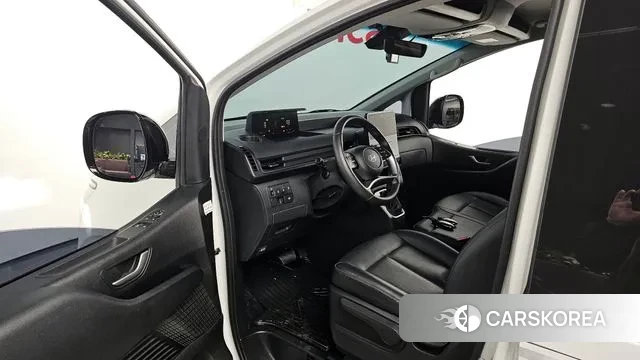 Hyundai Staria 2025 Белый из Кореи, фото 2