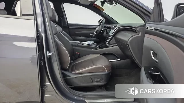 Hyundai Tucson (NX4) 2023 Серый из Кореи, фото 2