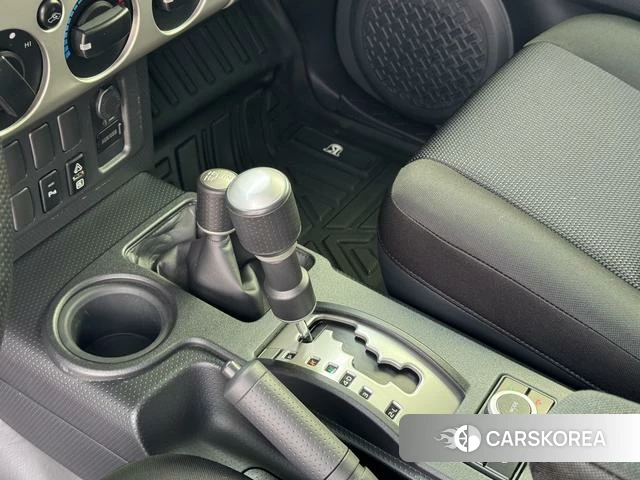 Toyota FJ Cool Luze 2024 Белый из Китая, фото 2