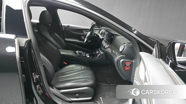 Mercedes-Benz CLS-Class C257 2020 Черный из Кореи, фото 2