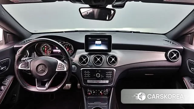 Mercedes-Benz CLA-Class C117 2018 Черный из Кореи, фото 2