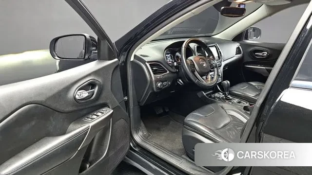 Jeep Cherokee (KL) 2019 Черный из Кореи, фото 2