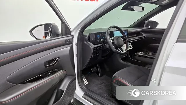 Hyundai The New Tucson Hybrid (NX4) 2024 Белый из Кореи, фото 2