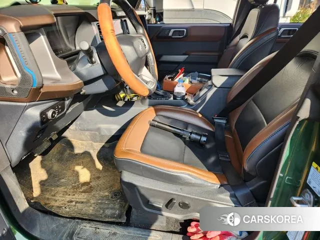 Ford Bronco 6th Generation 2023 Темно-зеленый из Кореи, фото 2