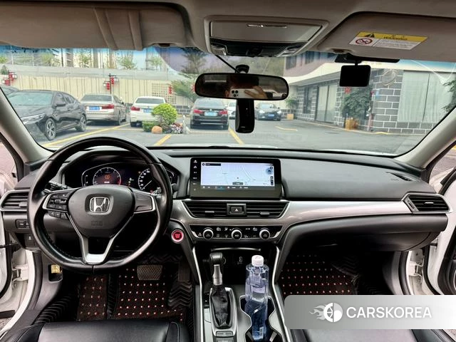 Honda Accord 2022 Белый из Китая, фото 2