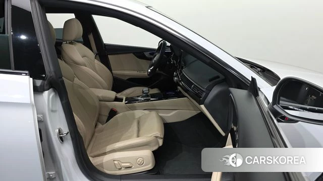 Audi A5 (F5) 2021 Белый из Кореи, фото 2