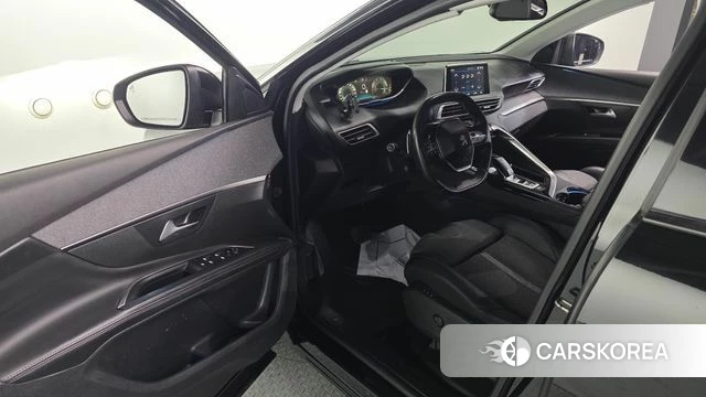 Peugeot 5008 second generation 2018 Черный из Кореи, фото 2