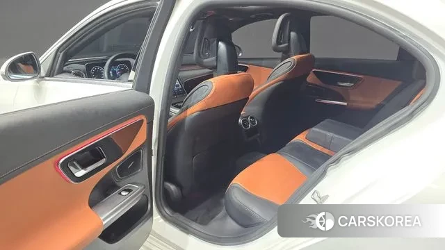 Mercedes-Benz C-Class W206 2022 Белый из Кореи, фото 2