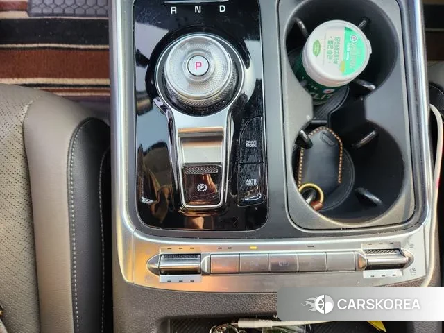 Kia The New Carnival 4th Generation 2024 Белый из Кореи, фото 2