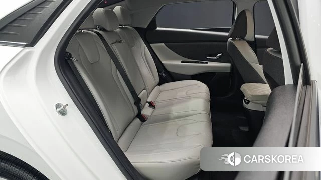Hyundai Avante (CN7) 2021 Белый из Кореи, фото 2
