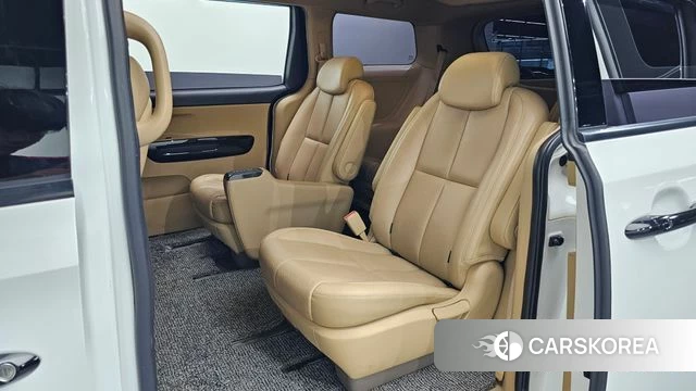 Kia The New Carnival 2018 Белый из Кореи, фото 2