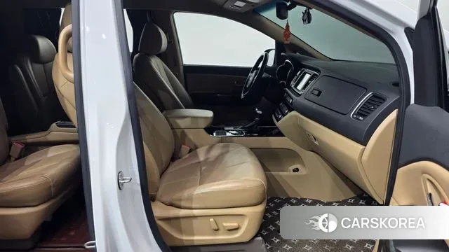 Kia The New Carnival 2018 Белый из Кореи, фото 2