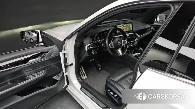 BMW 6 Series GT (G32) 2021 Белый из Кореи, фото 2