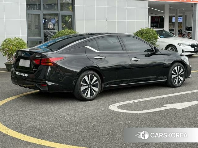 Nissan Teana 2022 Черный из Китая, фото 2