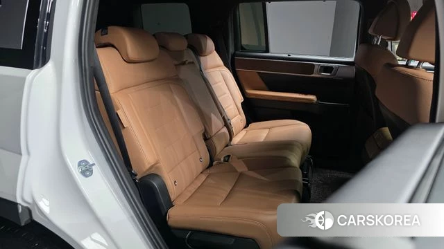 Hyundai Santa Fe (MX5) 2023 Белый из Кореи, фото 2