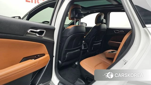 Kia Sportage 5th Generation 2023 Белый из Кореи, фото 2
