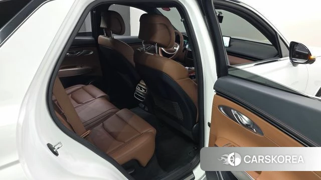 Genesis GV70 2022 Белый из Кореи, фото 2