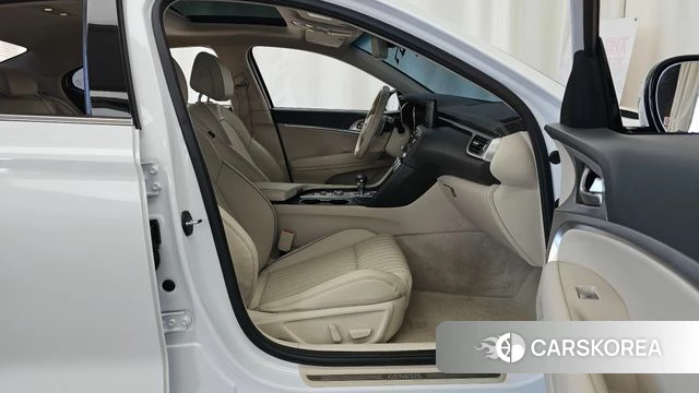 Genesis The New G70 2022 Белый из Кореи, фото 2