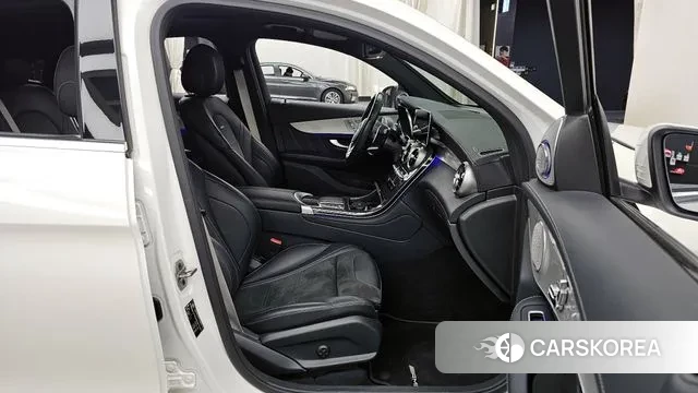 Mercedes-Benz GLC-Class X253 2021 Белый из Кореи, фото 2