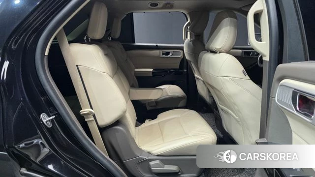 Ford Explorer 6th Generation 2022 Черный из Кореи, фото 2