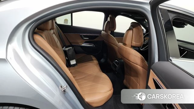 Mercedes-Benz E-Class W214 2025 Серебряный из Кореи, фото 2