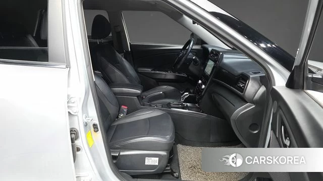 Ssangyong Berry New Tivoli 2021 Серебристо-серый из Кореи, фото 2