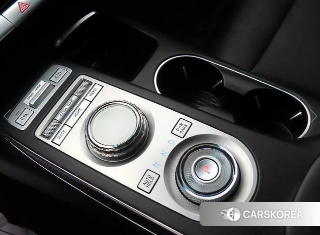 Genesis GV70 2022 Серый из Кореи, фото 2