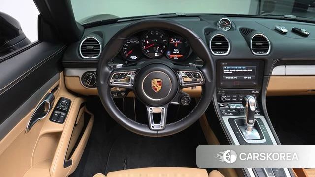 Porsche 718 Boxster 2021 Черный из Кореи, фото 2