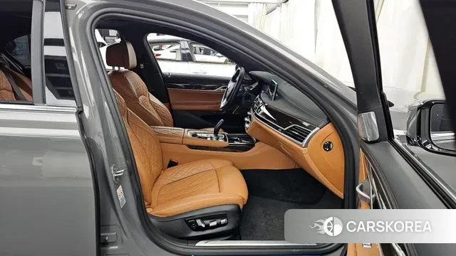 BMW 7 Series (G11) 2022 Серый из Кореи, фото 2