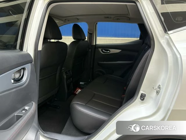 Nissan Qashqai 2023 Белый из Китая, фото 2