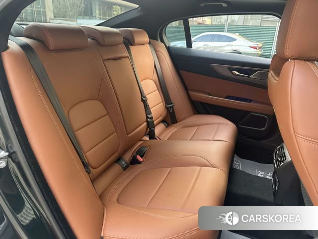 Jaguar XEL 2025 Зеленый из Китая, фото 2