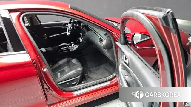 Genesis The New G70 2022 Красный из Кореи, фото 2