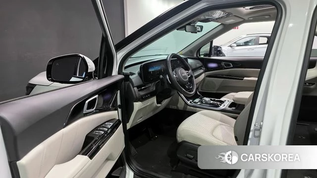 Kia Carnival 4th generation 2023 Белый из Кореи, фото 2