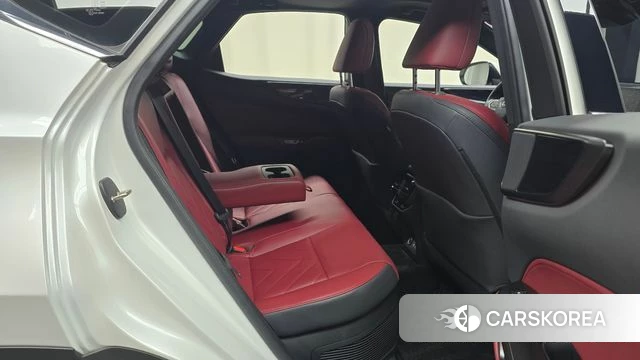 Lexus NX350h Second generation 2022 Белый из Кореи, фото 2